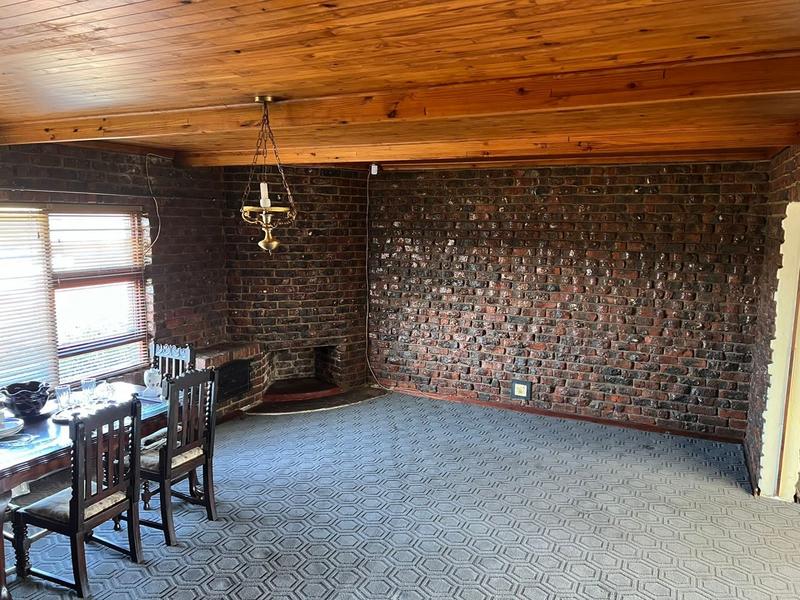 6 Bedroom Property for Sale in Joubertina Rural Eastern Cape